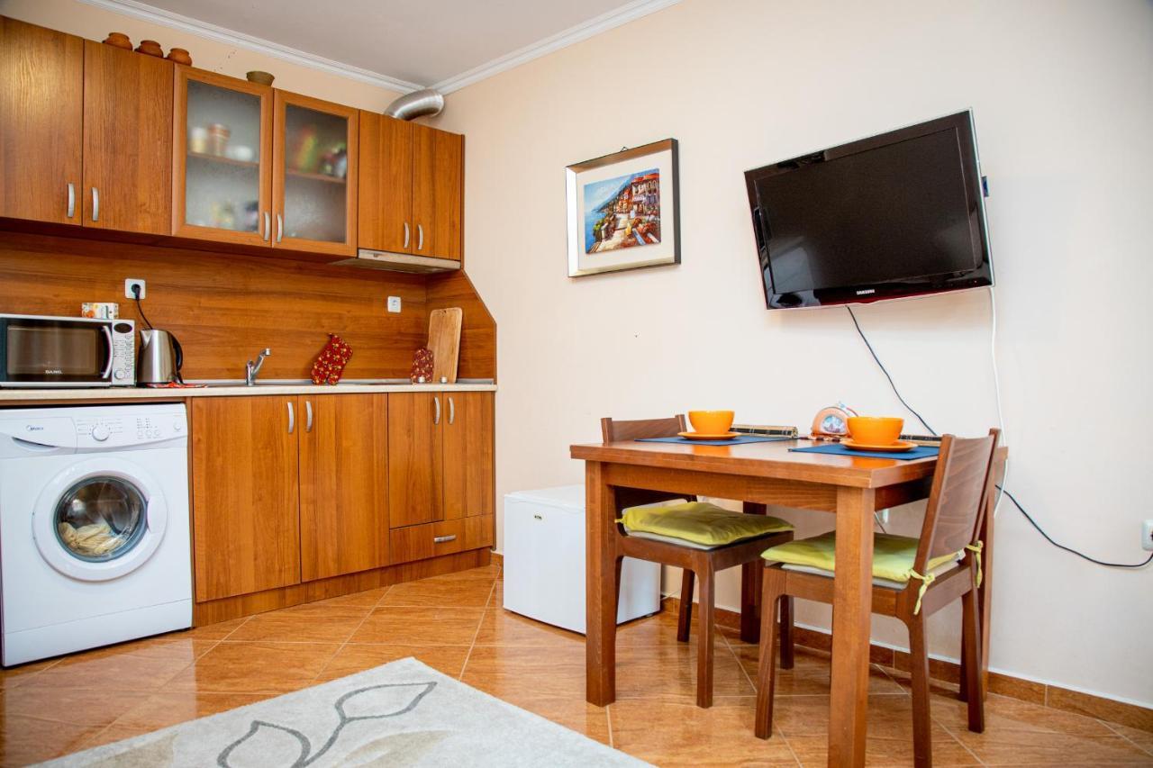 Helios Studio In A Complex In St Vlas By Flat Mаnаger Свети-Влас Экстерьер фото